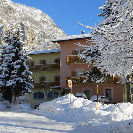 Hotel Fai Fai della Paganella Eksteriør billede