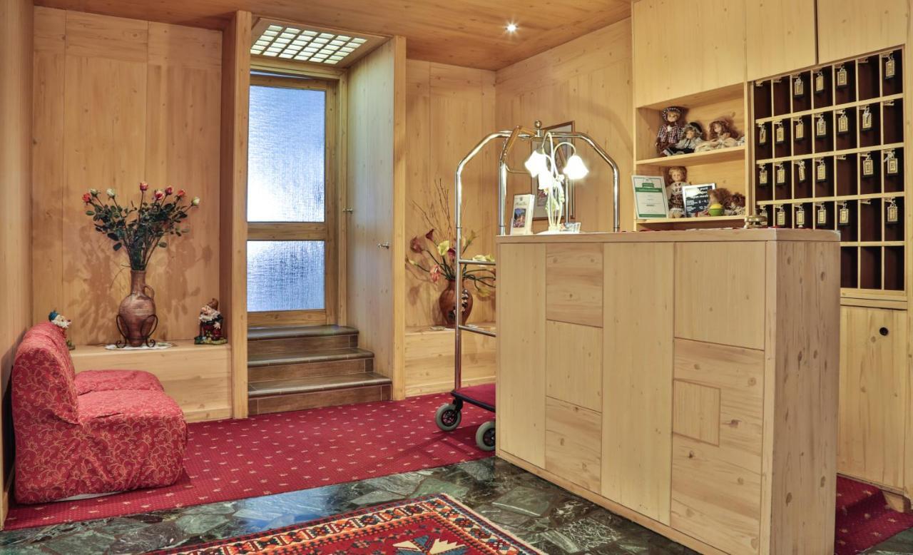 Hotel Fai Fai della Paganella Eksteriør billede