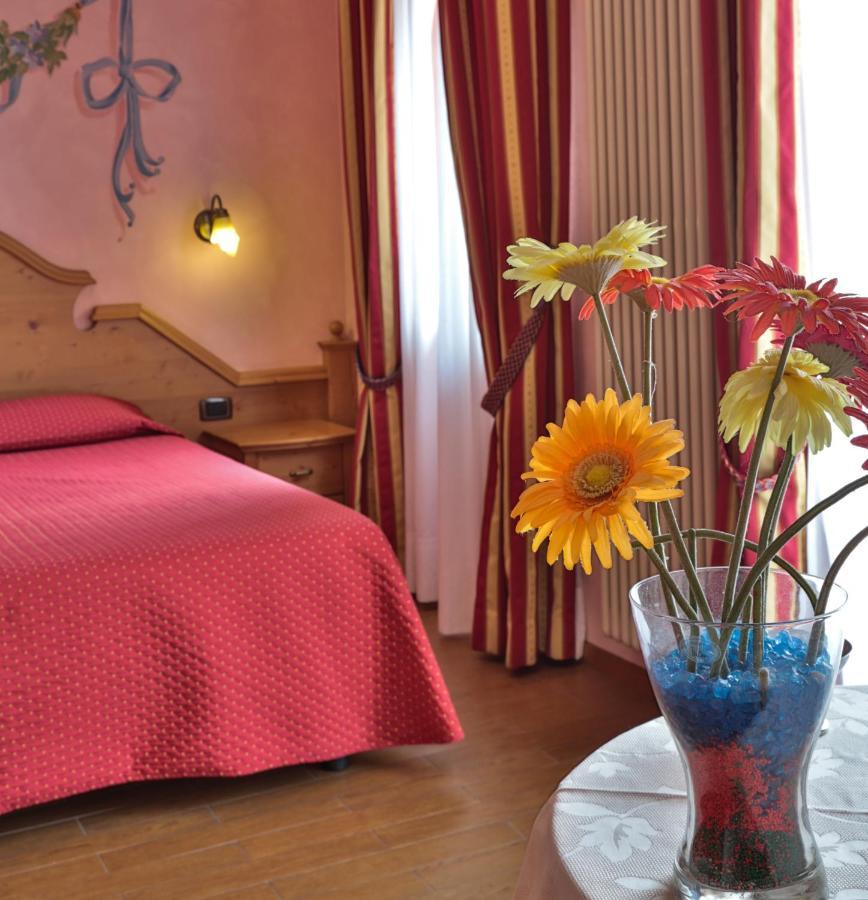 Hotel Fai Fai della Paganella Eksteriør billede