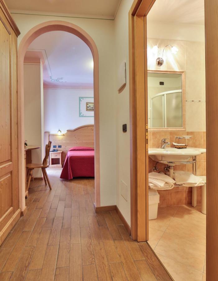 Hotel Fai Fai della Paganella Eksteriør billede