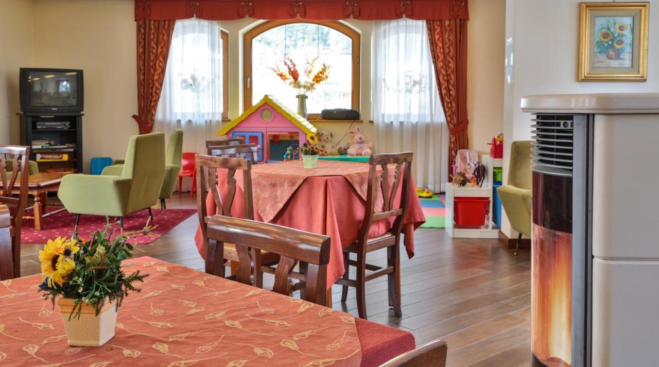 Hotel Fai Fai della Paganella Eksteriør billede