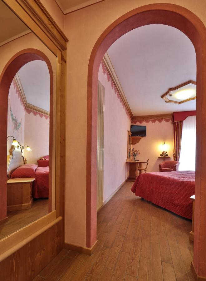 Hotel Fai Fai della Paganella Eksteriør billede