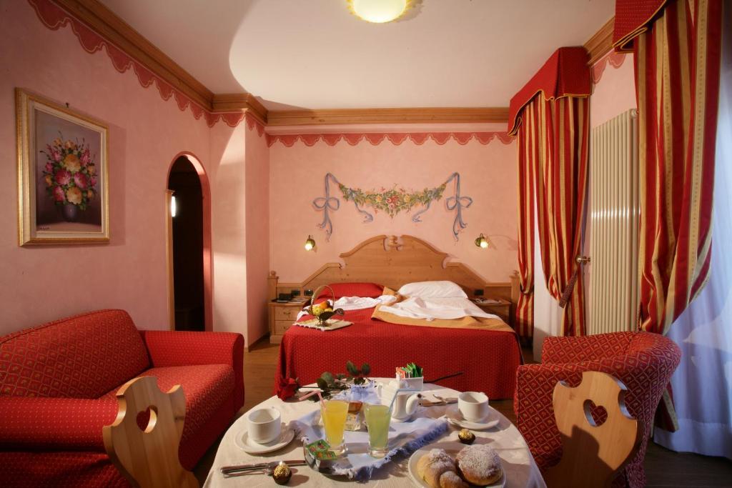 Hotel Fai Fai della Paganella Eksteriør billede